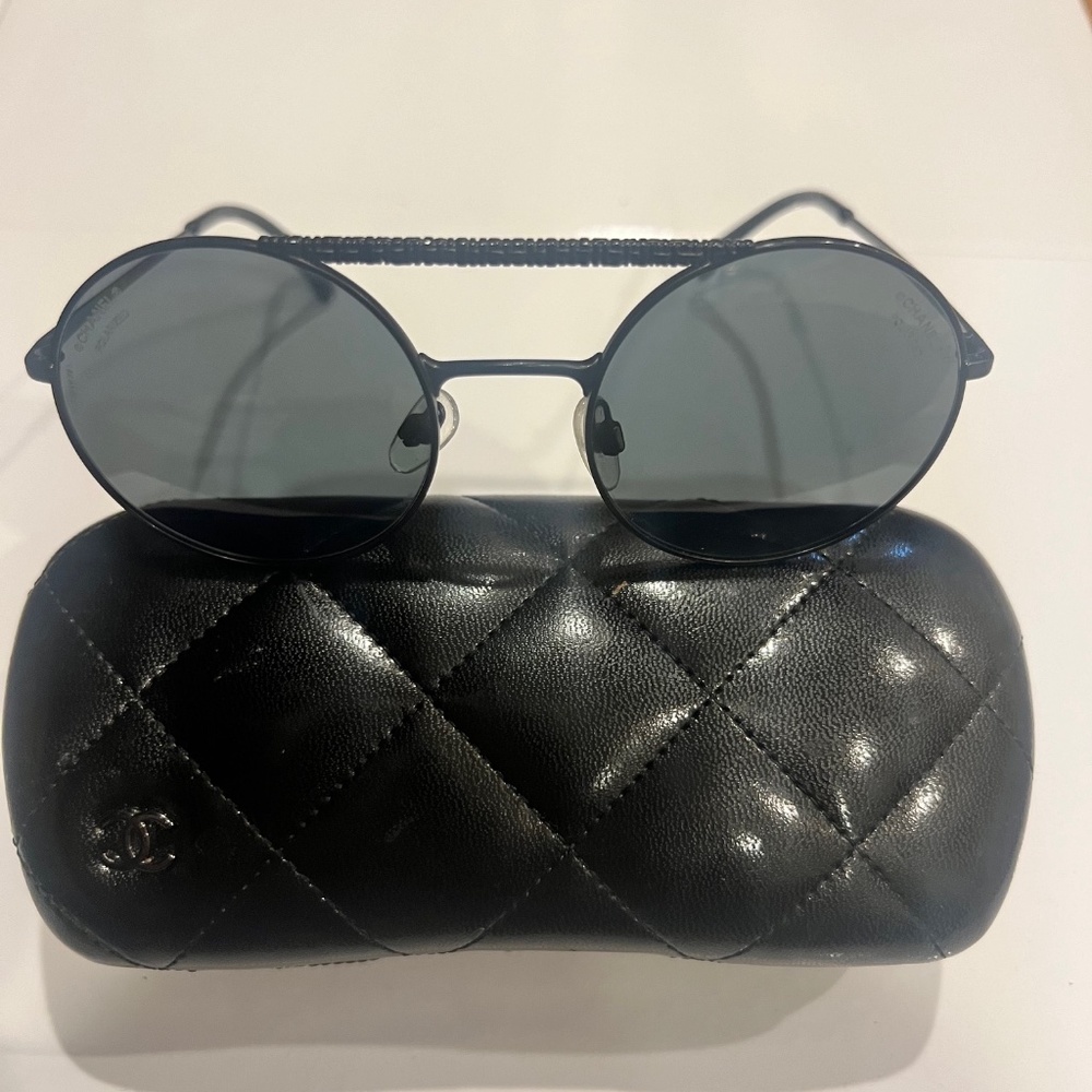 2019 Authentic Chanel Black Metal Round Sunglasses